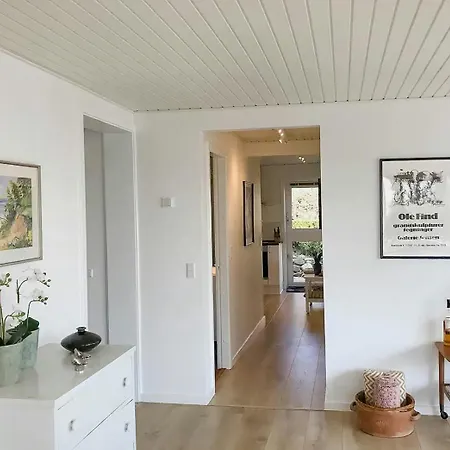 Unique House Overlooking Fjord Semesterbostad *