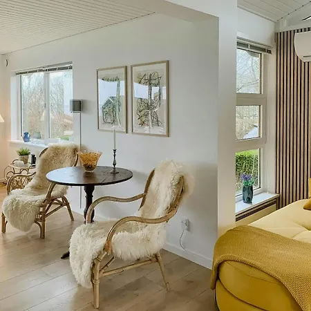 Unique House Overlooking Fjord