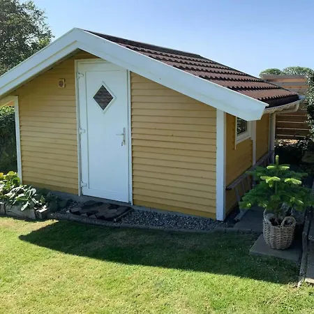 Unique House Overlooking Fjord Semesterbostad